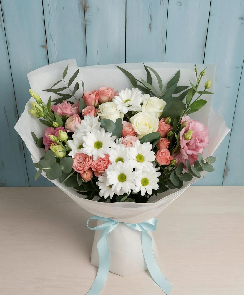 Букет цветов из: Розы, Лизиантусы и Хризантемы в Великом Новгороде