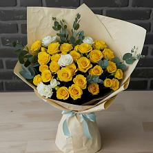 Букет цветов из:  Розы в Великом Новгороде