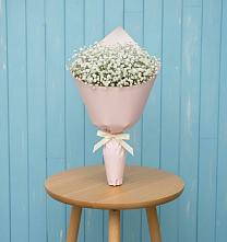 Букет цветов из:  Гипсофила в Великом Новгороде