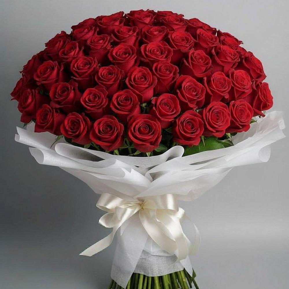 Букет 101 Красная роза Блэк Мэджик в Великом Новгороде