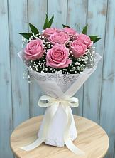 Букет цветов из:  Розы в Великом Новгороде