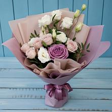 Букет цветов из:  Розы и Лизиантусы в Великом Новгороде