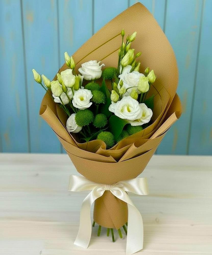 Букет цветов из: Хризантемы и Лизиантусы в Великом Новгороде