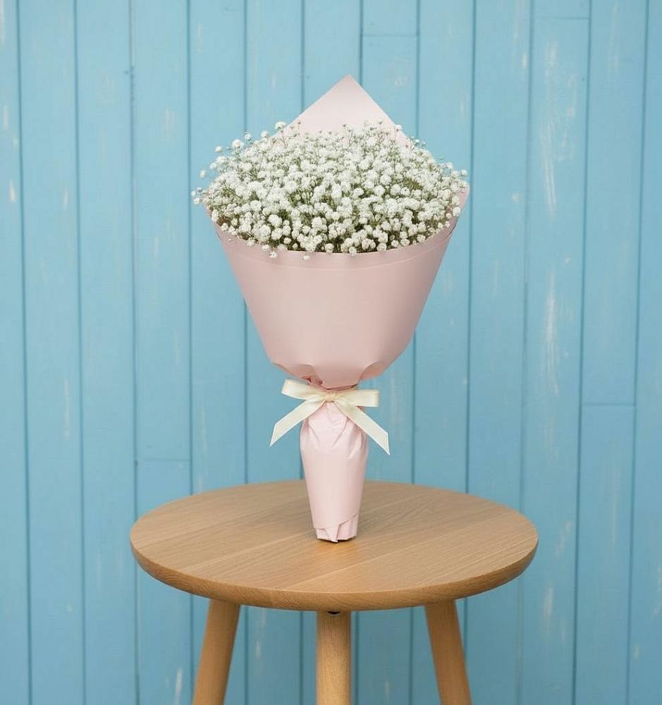 Букет цветов из: Гипсофила в Великом Новгороде