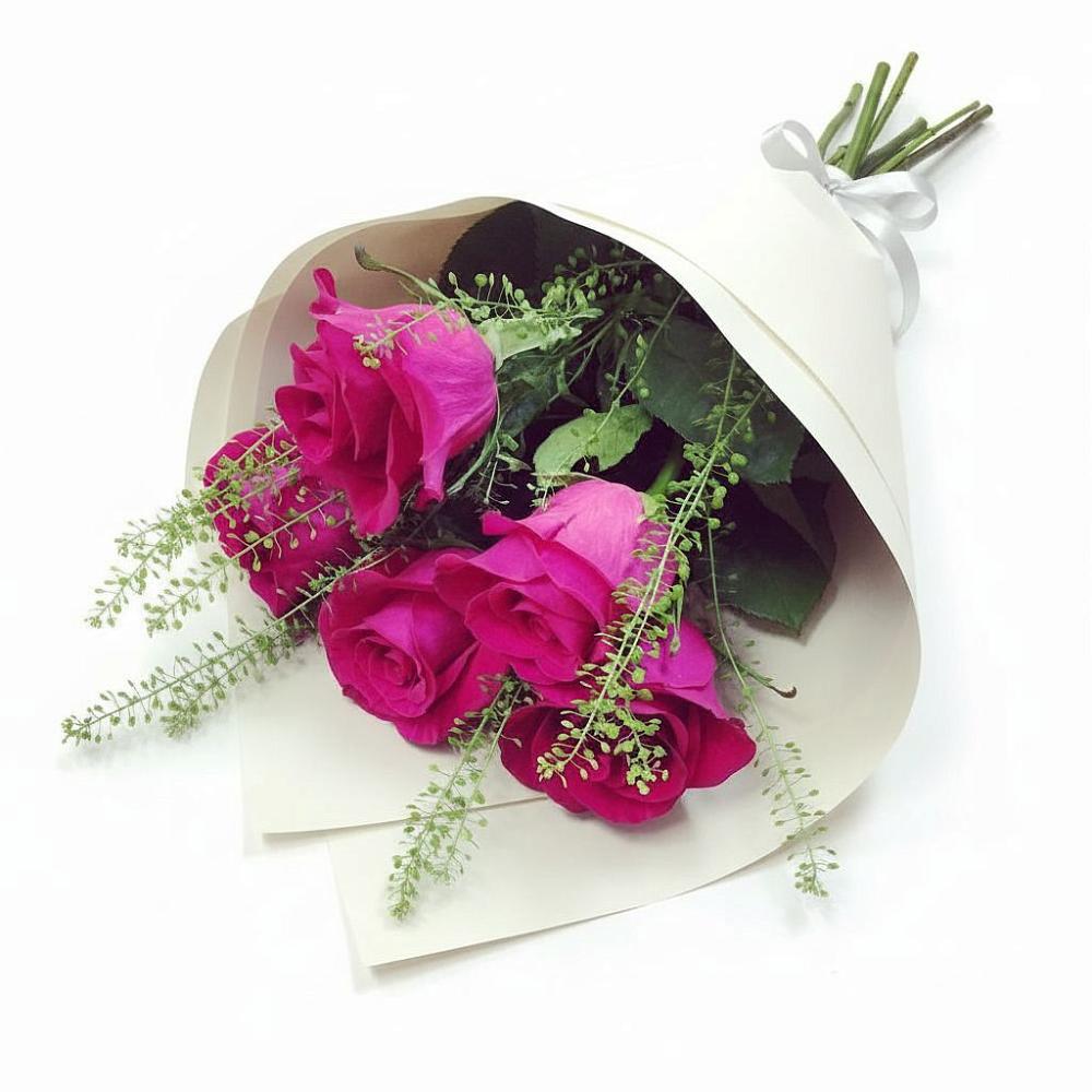 Букет цветов из: Розы в Великом Новгороде