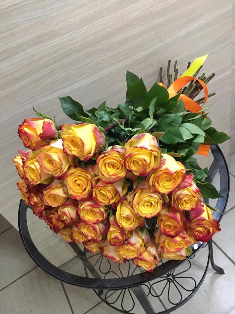 Букет Желтые розы в Великом Новгороде