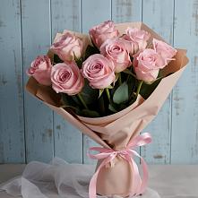 Букет цветов из:  Розы в Великом Новгороде