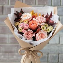 Букет цветов из:  Гвоздики, Хризантемы и Розы в Великом Новгороде
