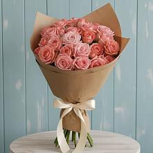 Букет цветов из:  Розы в Великом Новгороде