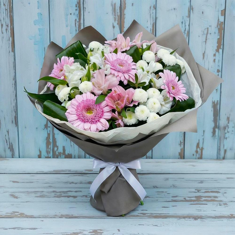 Букет цветов из: Герберы, Альстромерии и Хризантемы в Великом Новгороде