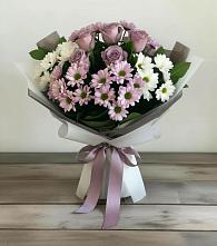 Букет цветов из:  Хризантемы и Розы в Великом Новгороде