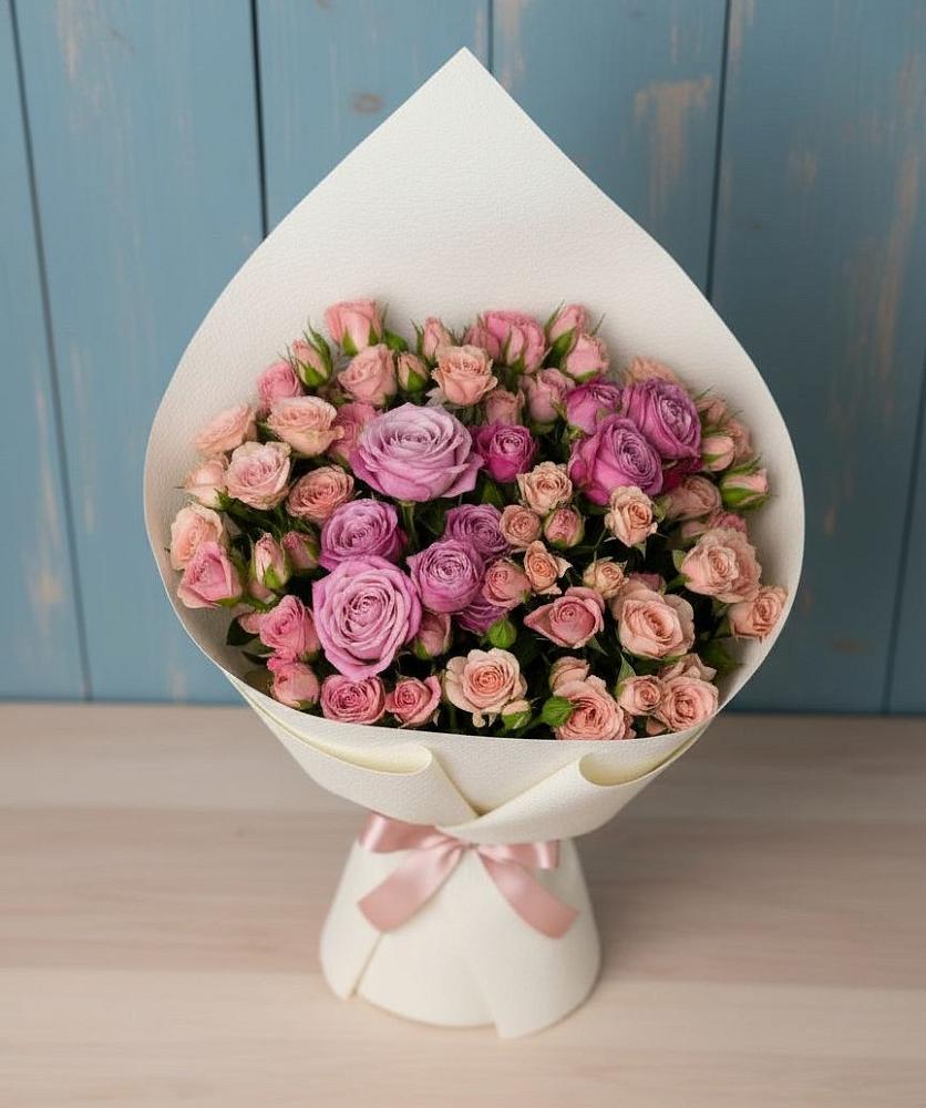 Букет цветов из: Розы в Великом Новгороде