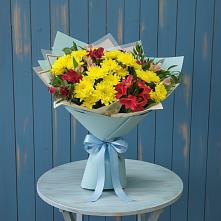Букет цветов из:  Альстромерии и Хризантемы в Великом Новгороде