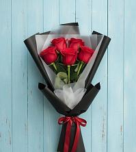 Букет цветов из:  Розы в Великом Новгороде