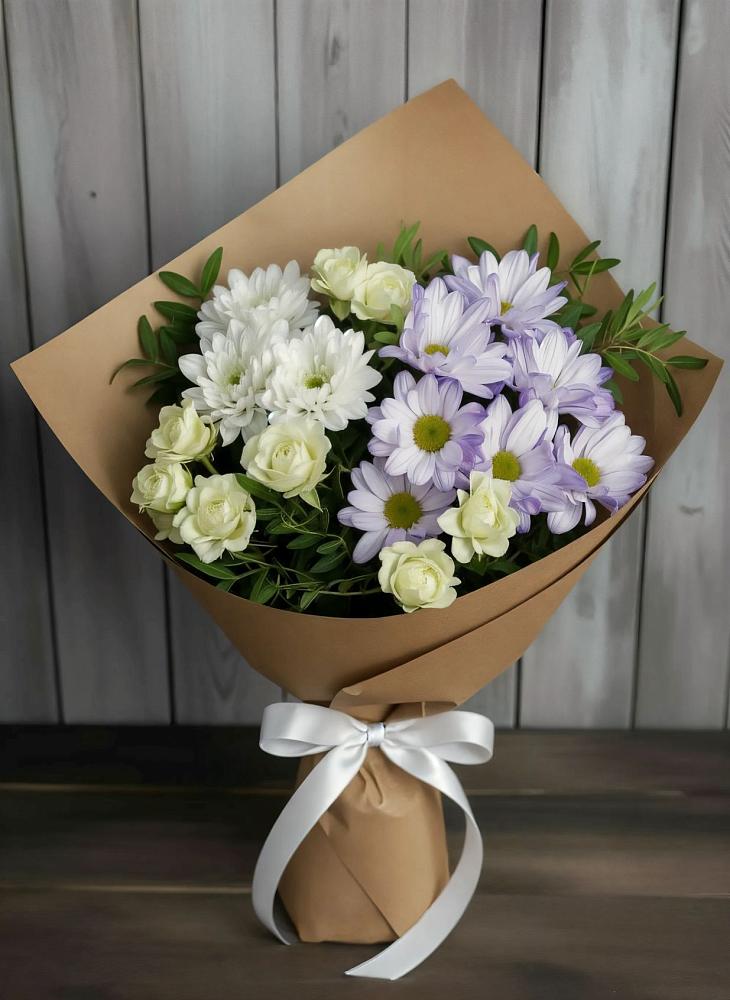 Букет цветов из: Хризантемы и Розы в Великом Новгороде